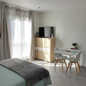 N°a02 Les Thermes Appartement